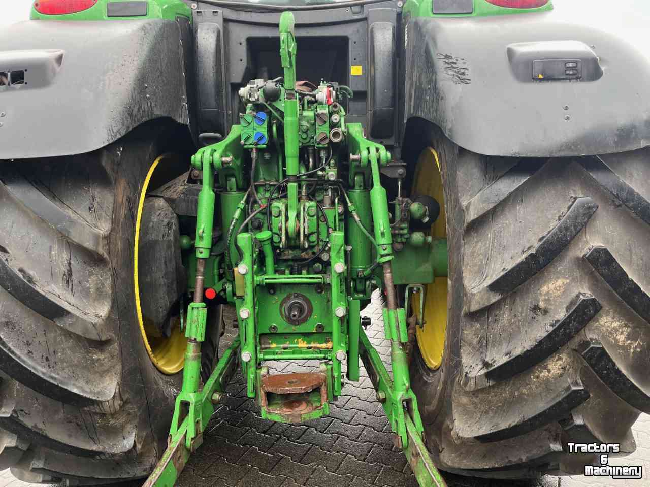 Schlepper / Traktoren John Deere 6210 R
