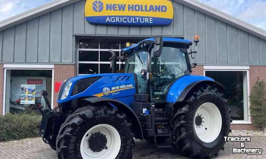 Schlepper / Traktoren New Holland T7.215S