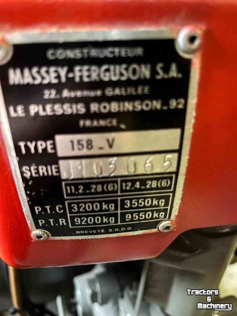 Obst und Weinbau Traktoren Massey Ferguson 158 V