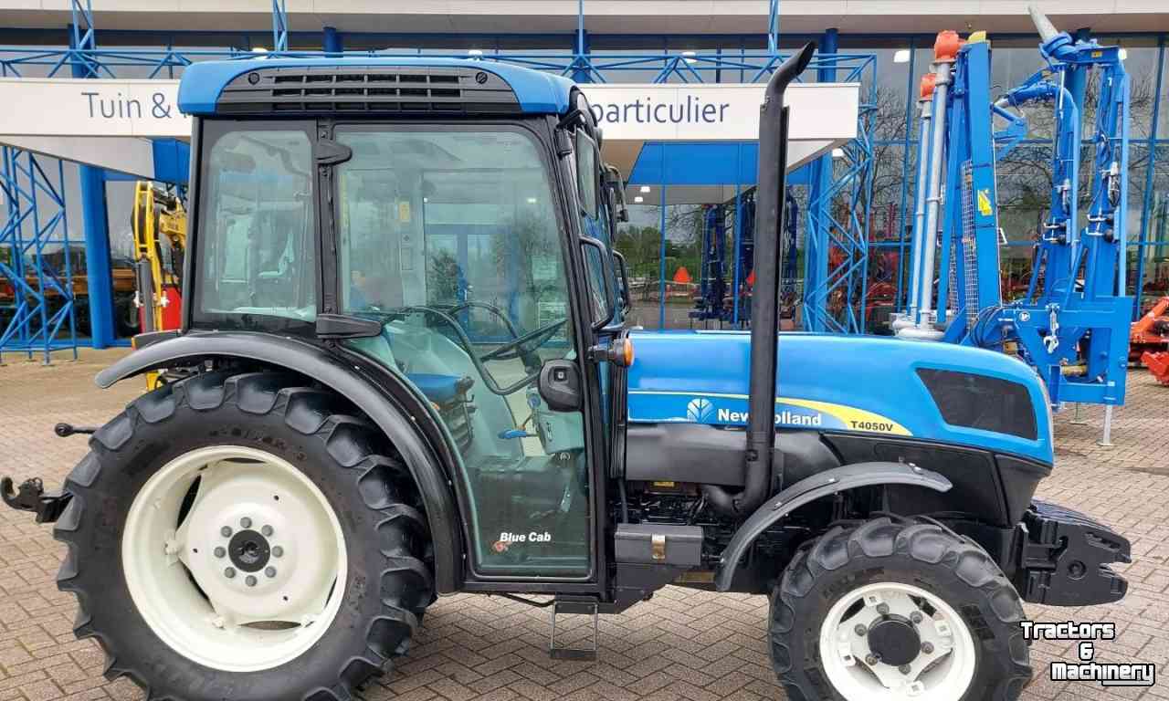 Obst und Weinbau Traktoren New Holland T 4050 V Smalspoor Tractor