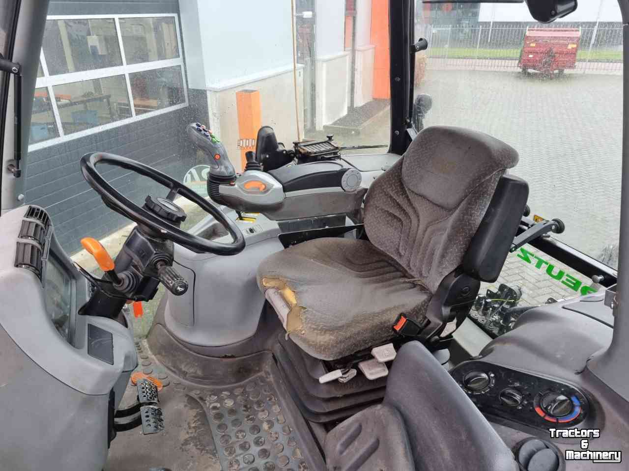 Schlepper / Traktoren Deutz-Fahr Agrotron TTV 620