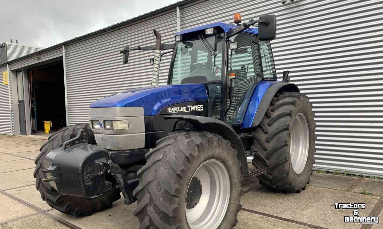 Schlepper / Traktoren New Holland TM165 PC