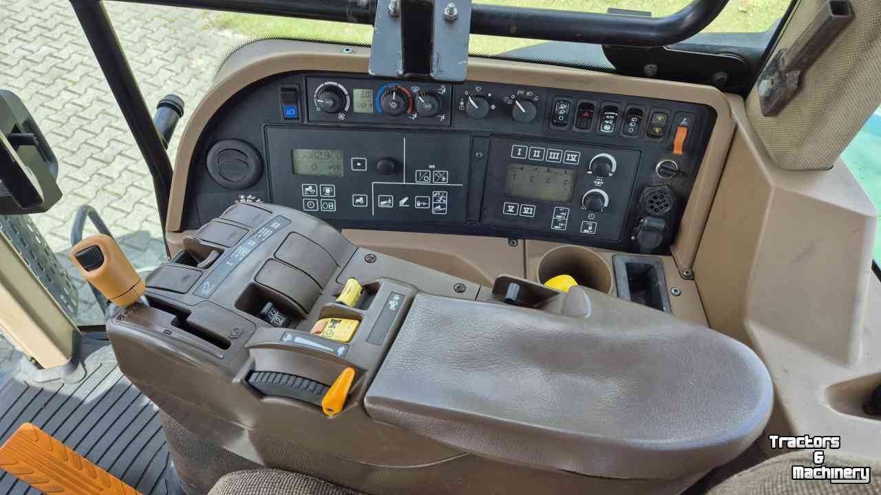 Schlepper / Traktoren John Deere 7930 AP 50Km/h. TLS, Fronthef en PTO