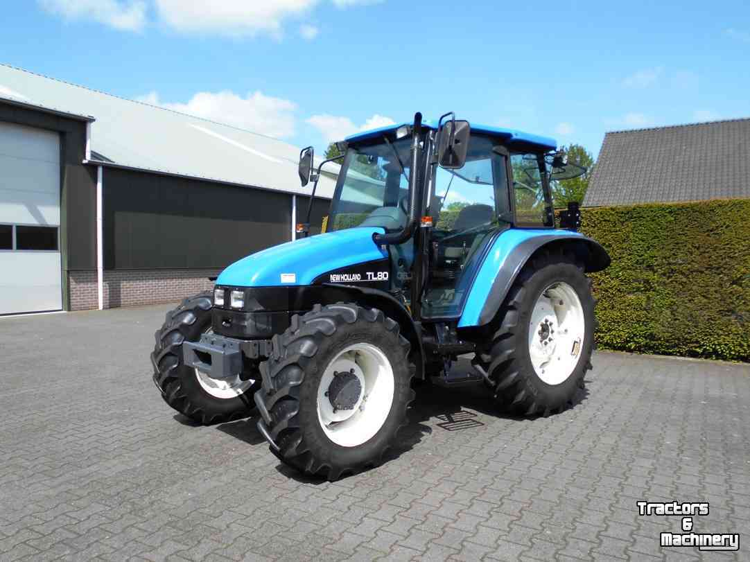 Schlepper / Traktoren New Holland TL 80