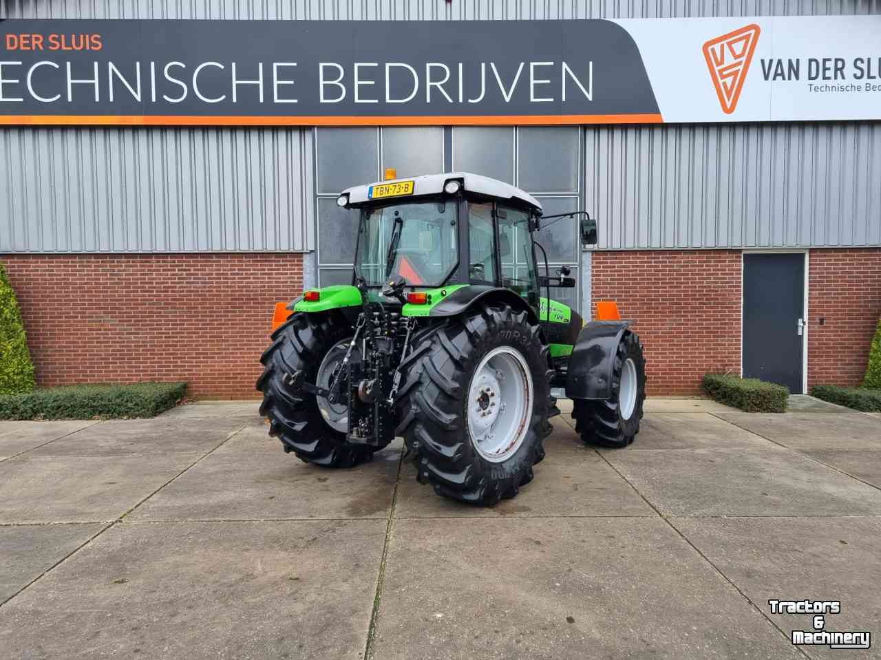 Schlepper / Traktoren Deutz-Fahr Agrofarm 100
