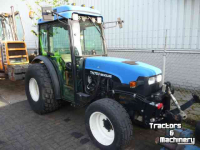 Schlepper / Traktoren New Holland tn75v