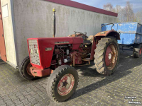 Schlepper / Traktoren International 624
