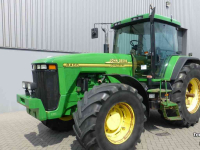 Schlepper / Traktoren John Deere 8400