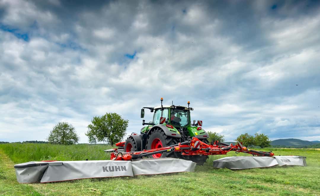 Anbaumähwerk: Breit mähen mit Kuhn