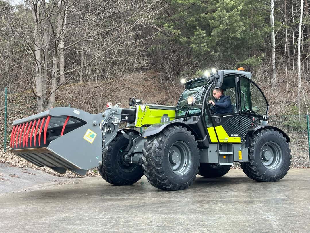 Claas Scorpion Night Edition: Teleskoplader mit anderem Farbkleid