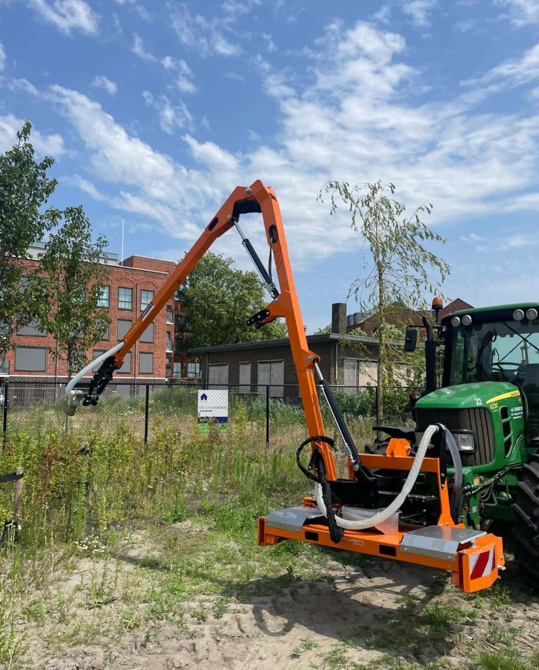 Gebratech BV startet Vertrieb des Ecojet-Gießarms Gebratech BV startet Vertrieb des Ecojet-Gießarms