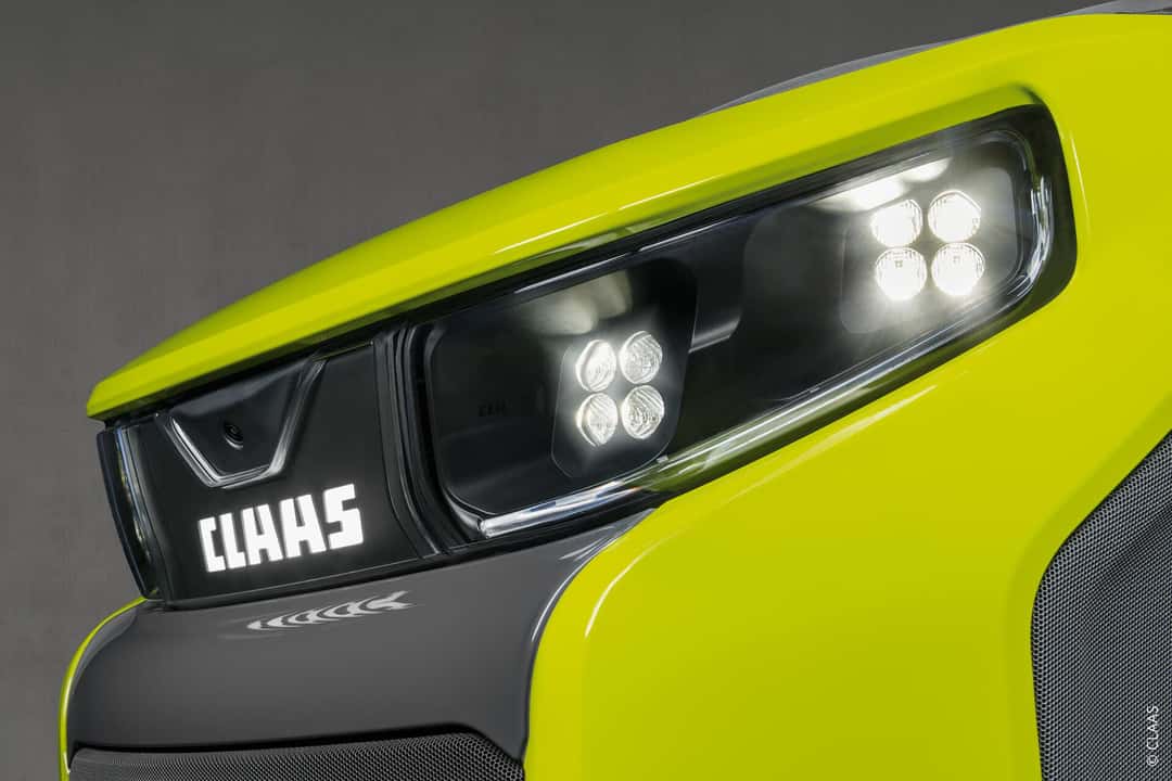 Hella: Beleuchtete Claas-Logos Hella: Beleuchtete Claas-Logos
