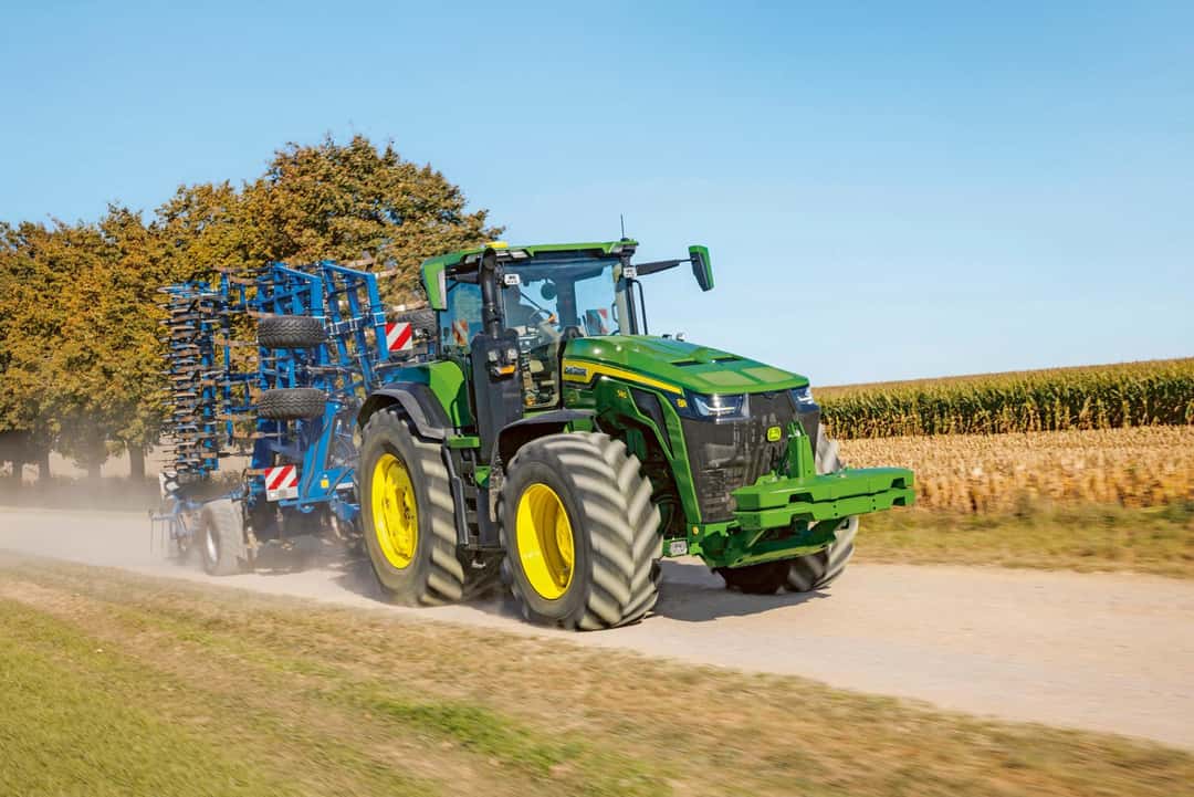 John Deere 8R und 8RX jetzt mit 634 PS Maximalleistung