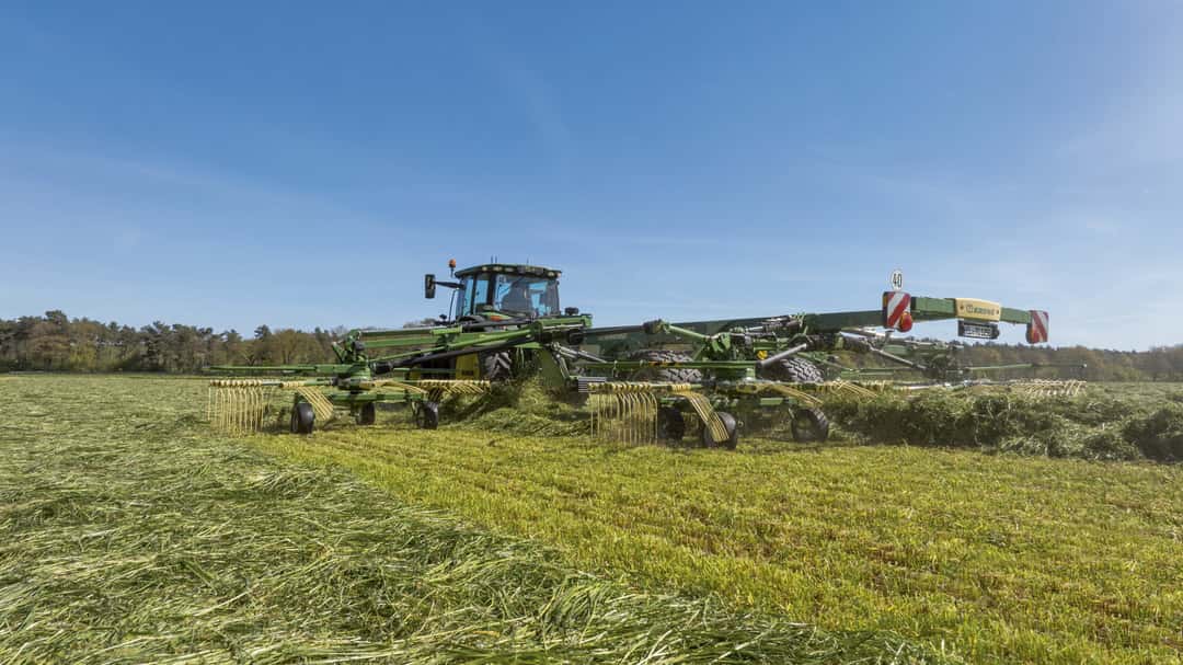 Krone: Swadro TC 1250 Pro – Schwaden mit mehr Komfort Krone: Swadro TC 1250 Pro – Schwaden mit mehr Komfort