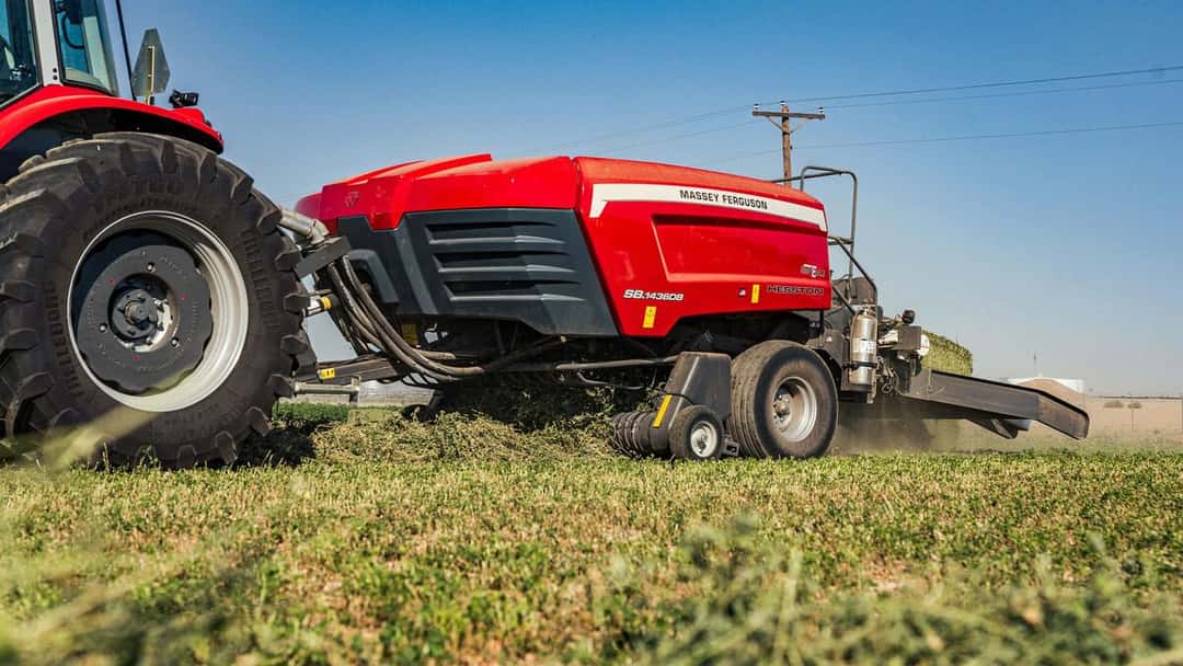 Massey Ferguson: HD-Ballenpresse mit zwei Kanälen