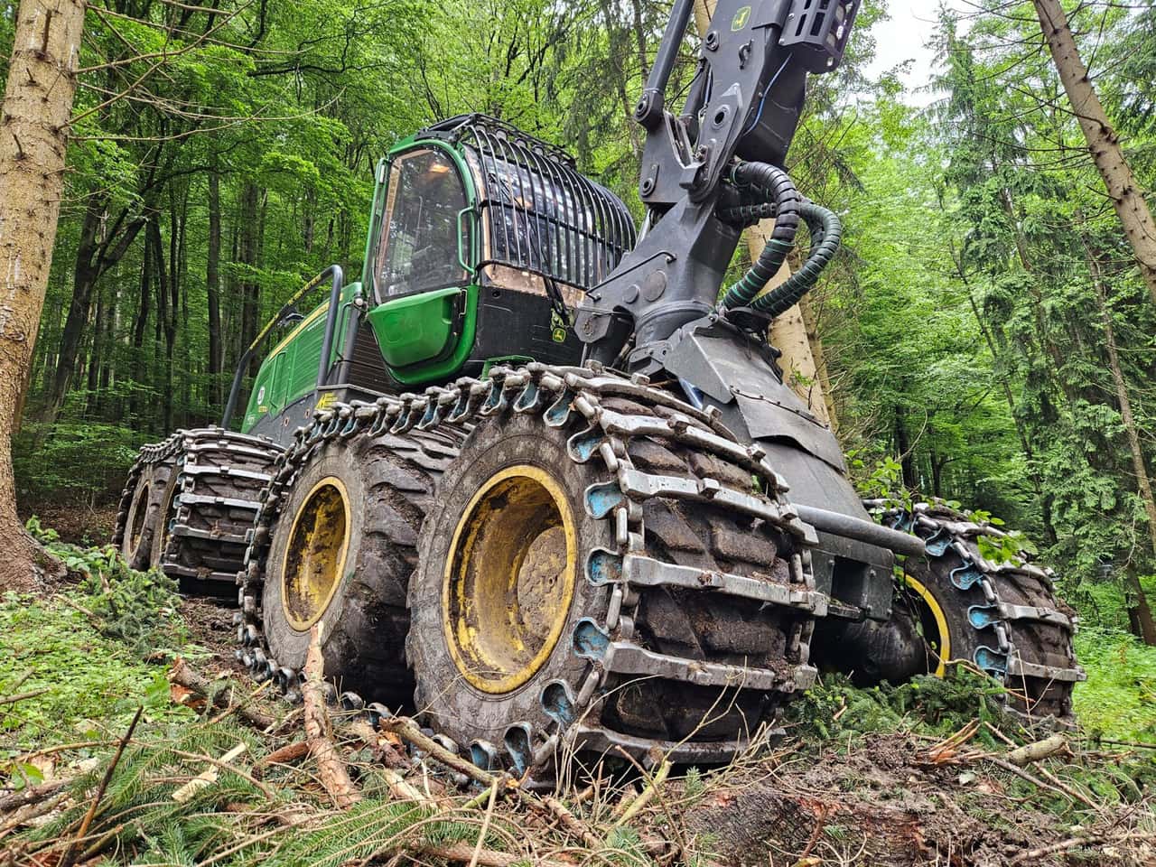 Reifen für den flexiblen Forsteinsatz