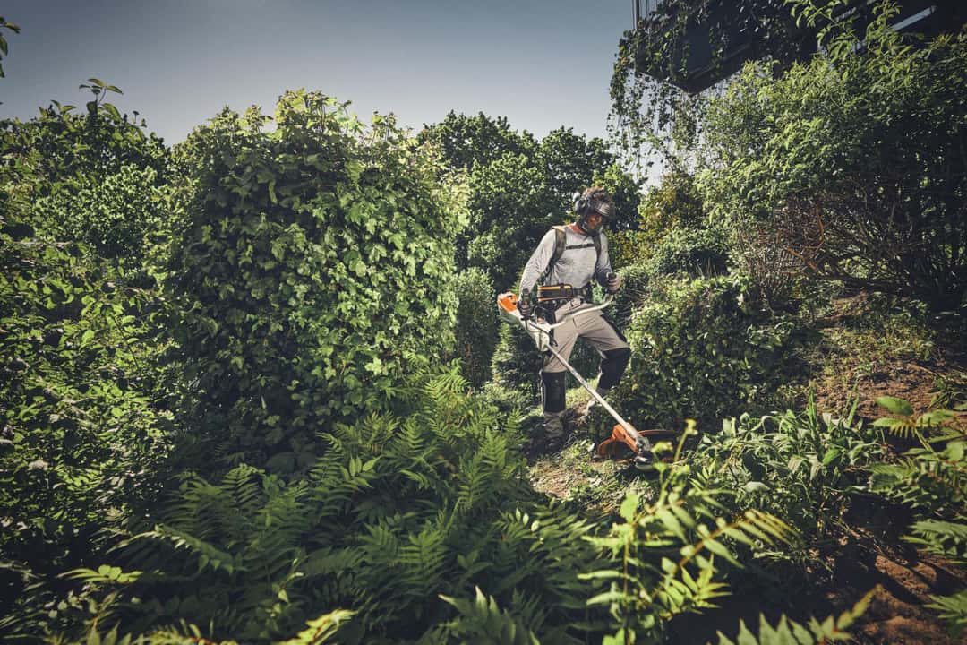 Stihl: Neuer Akku-Freischneider für Landschafts- und Forstpflege