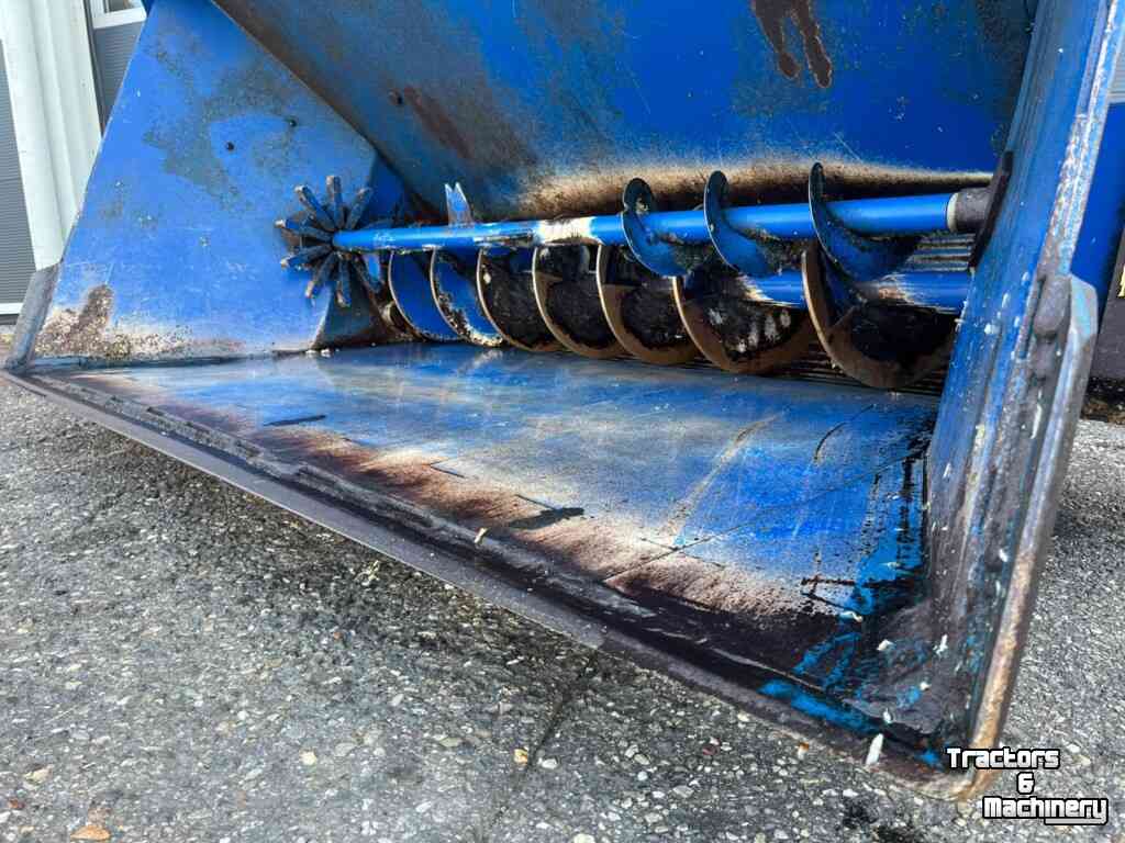 Futterdosiercontainer AP VDCE 2000 ZU/FB