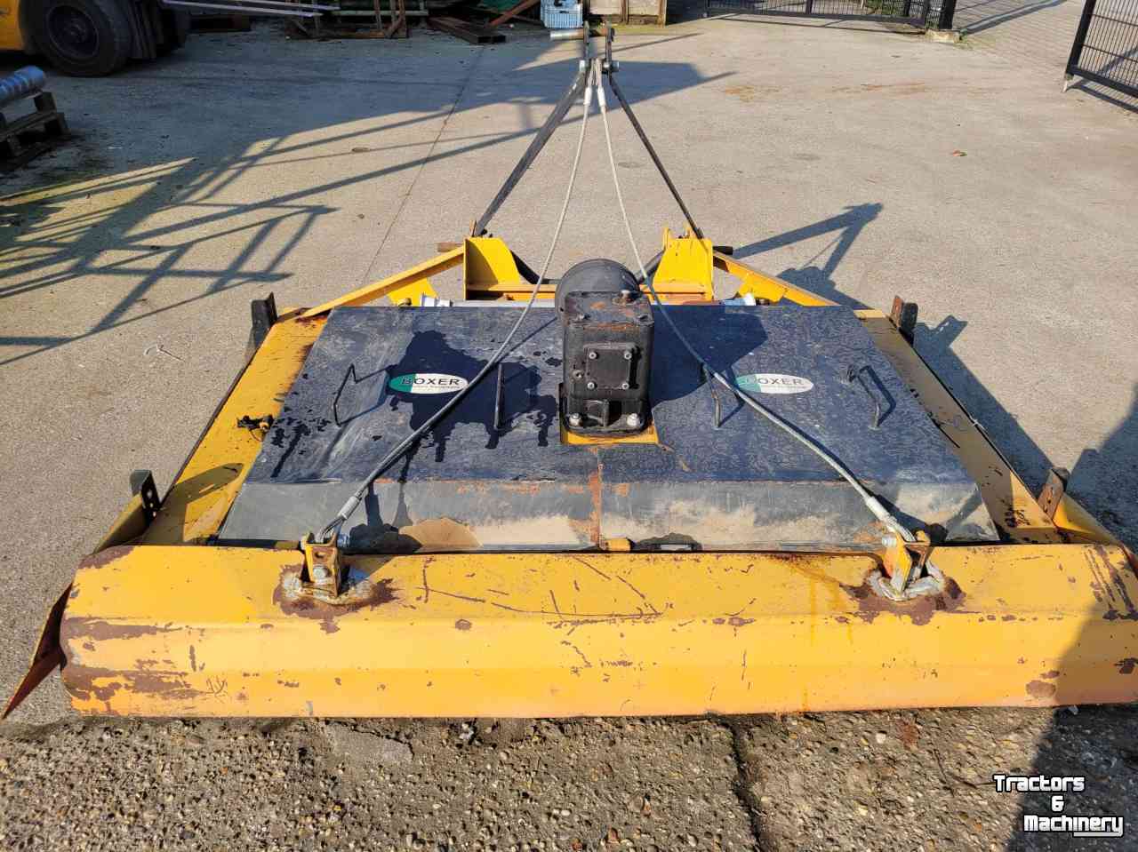 Mähwerk Boxer Weidebloter WB 185