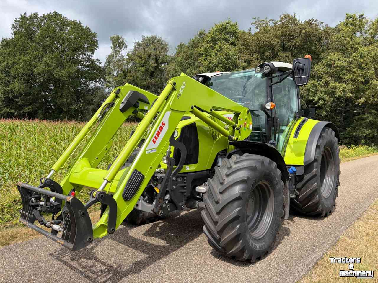 Schlepper / Traktor Claas Arion 420
