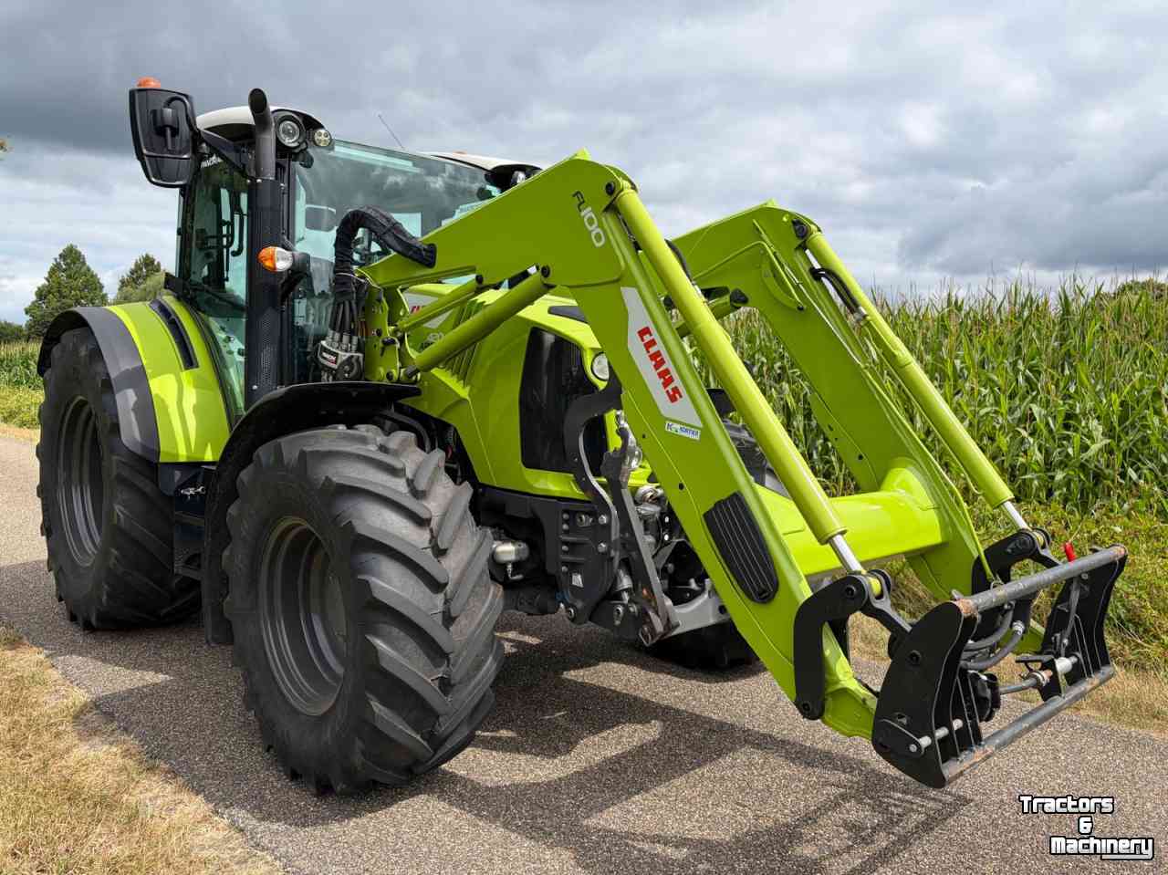 Schlepper / Traktor Claas Arion 420