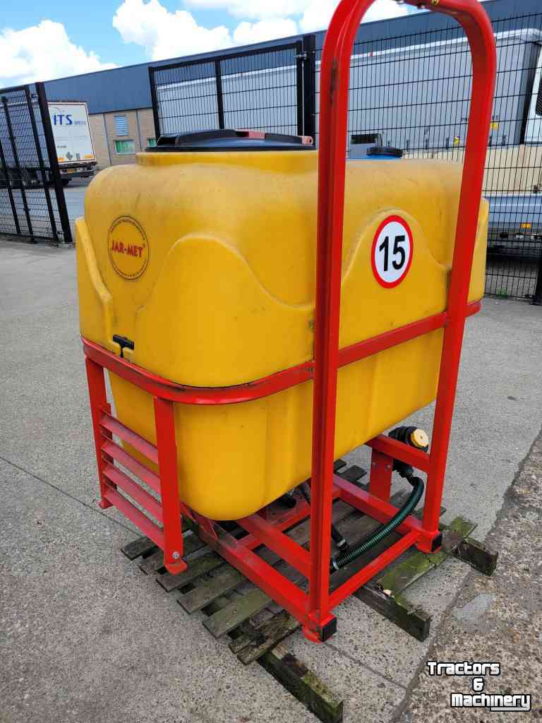 Anbaufeldspritze  Jarmet spuitvat 600 ltr