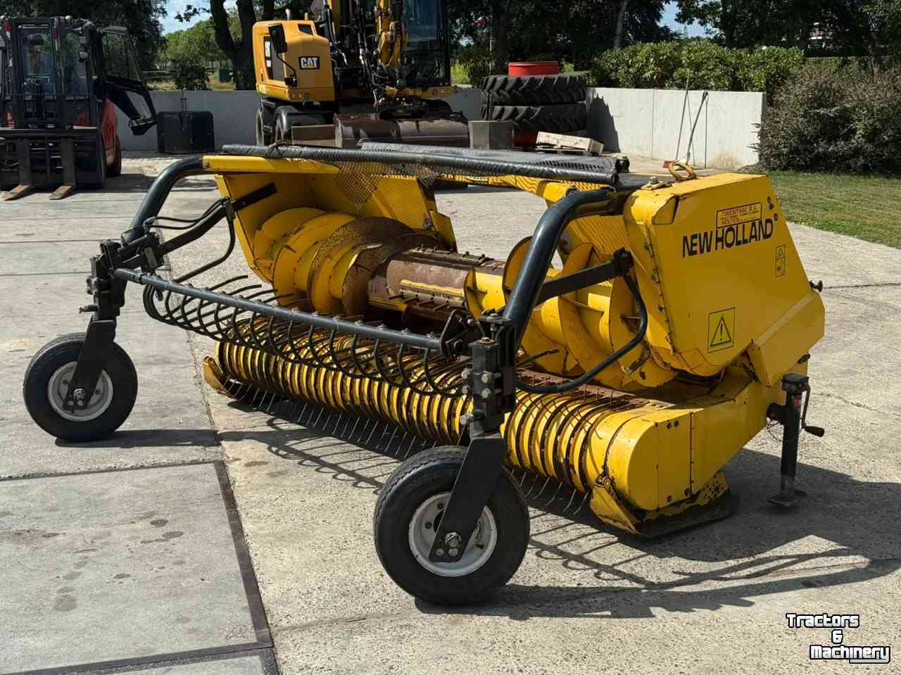 Pick-up New Holland 345 W Pick up Graspickup FR FX NEW HOLLAND