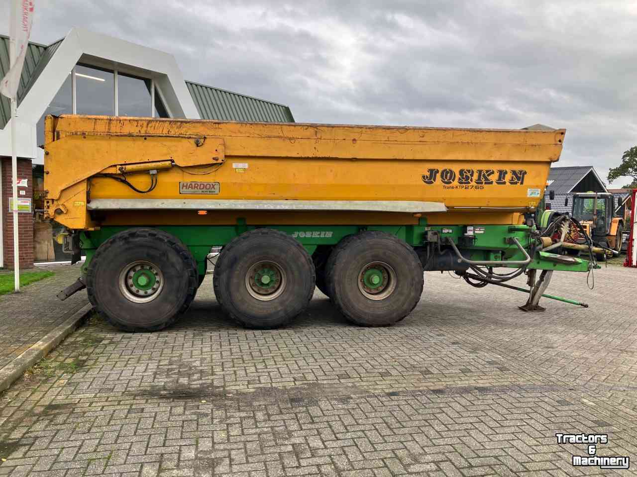 Erdbau-kipper Joskin Tridem trans-KPT 27/65