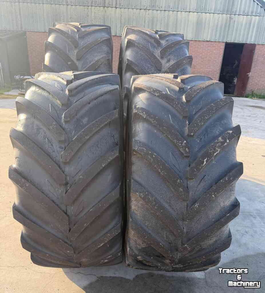 Räder, Reifen, Felgen & Distanzringe Michelin Michelin Xeobib VF 710/60R42 + VF 600/60R30