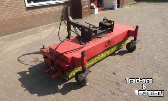 Kehrmaschine M-Sweep 200 Veegmachine