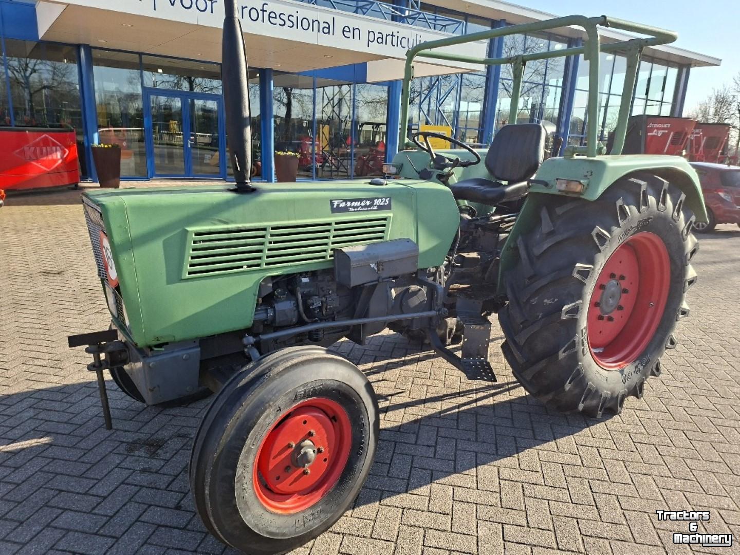 Obsttraktor Fendt 102S