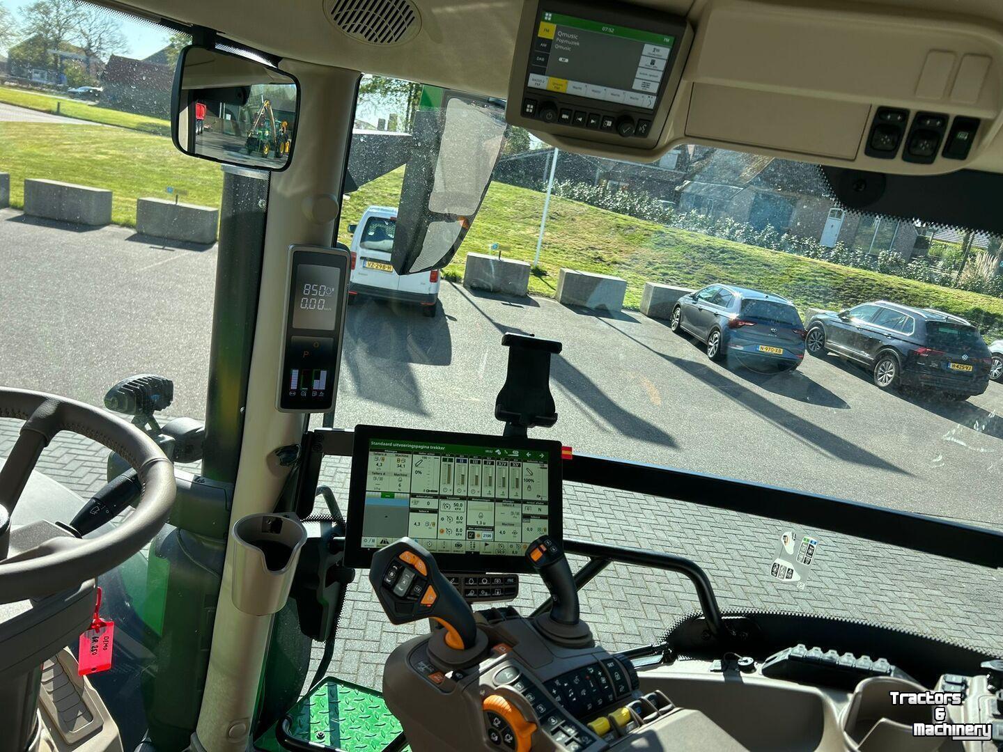 Schlepper / Traktor John Deere 6R 250