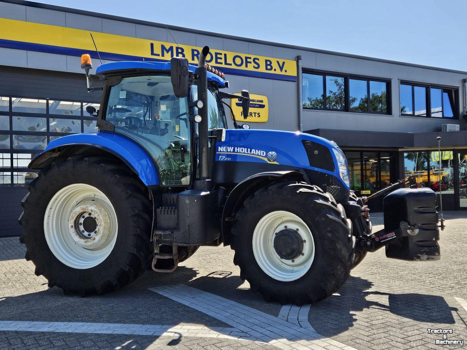 Schlepper / Traktor New Holland T7.210 Power command