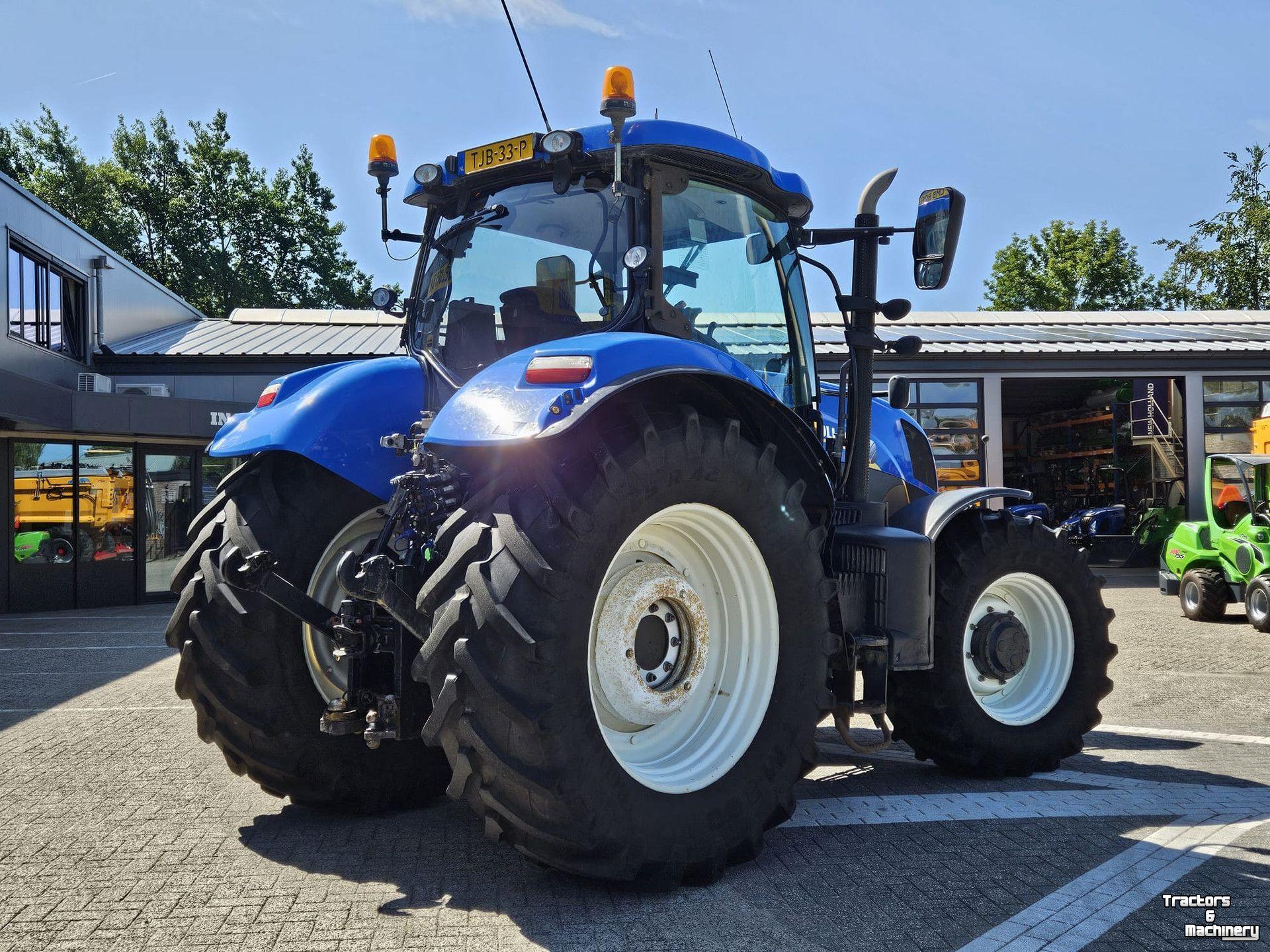 Schlepper / Traktor New Holland T7.210 Power command