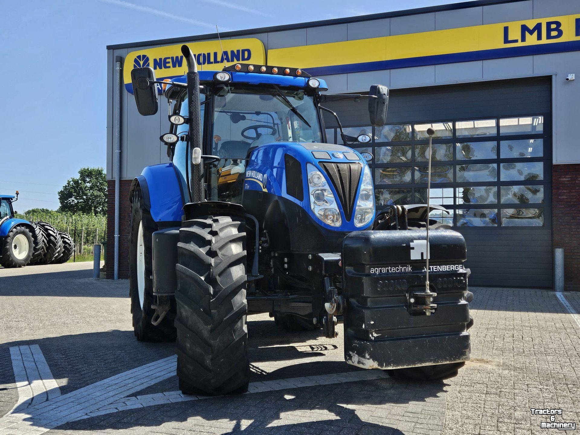 Schlepper / Traktor New Holland T7.210 Power command