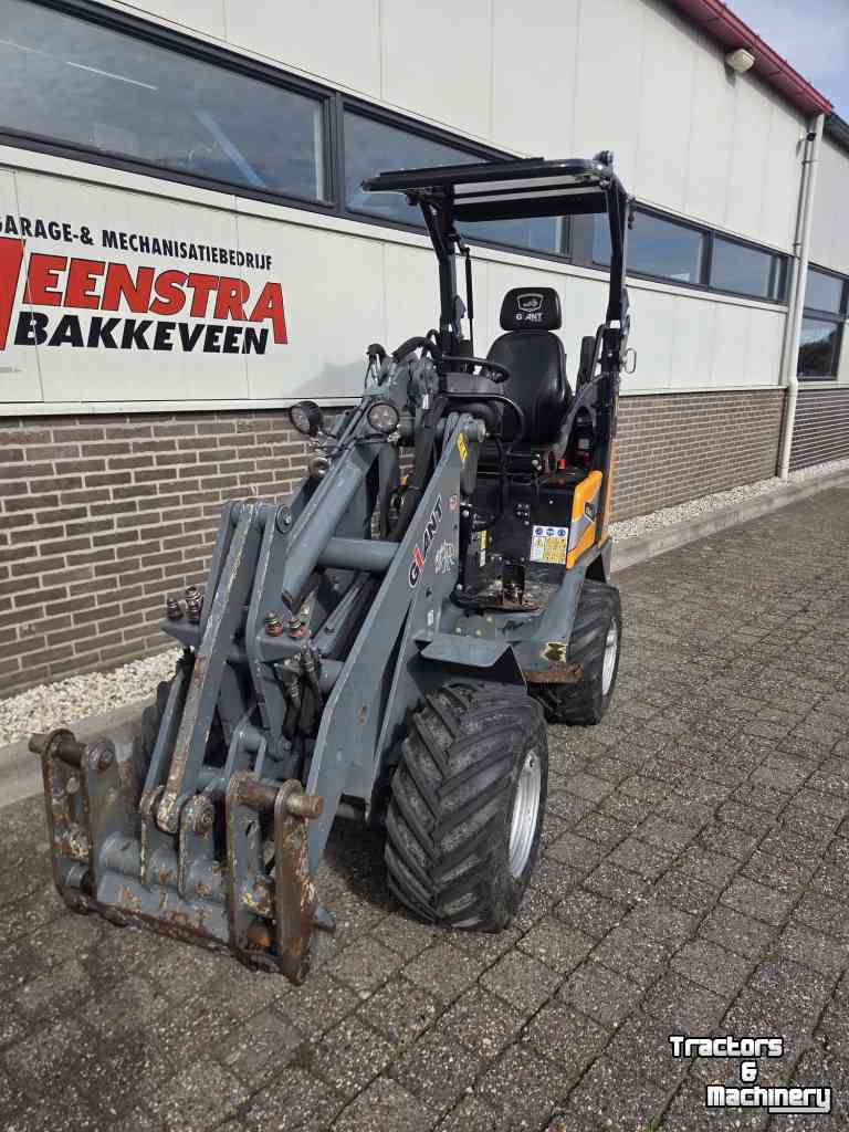 Radlader Giant G1500