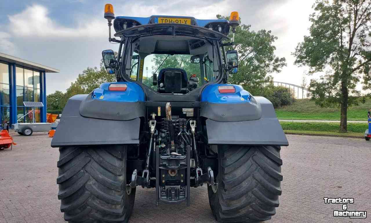 Schlepper / Traktor New Holland T7.165