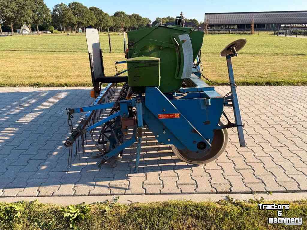 Drillmaschine Köckerling Nokkenrad zaaimachine met rol