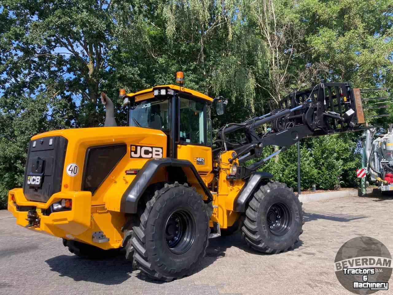 Radlader JCB 427 STAGE V AGRI