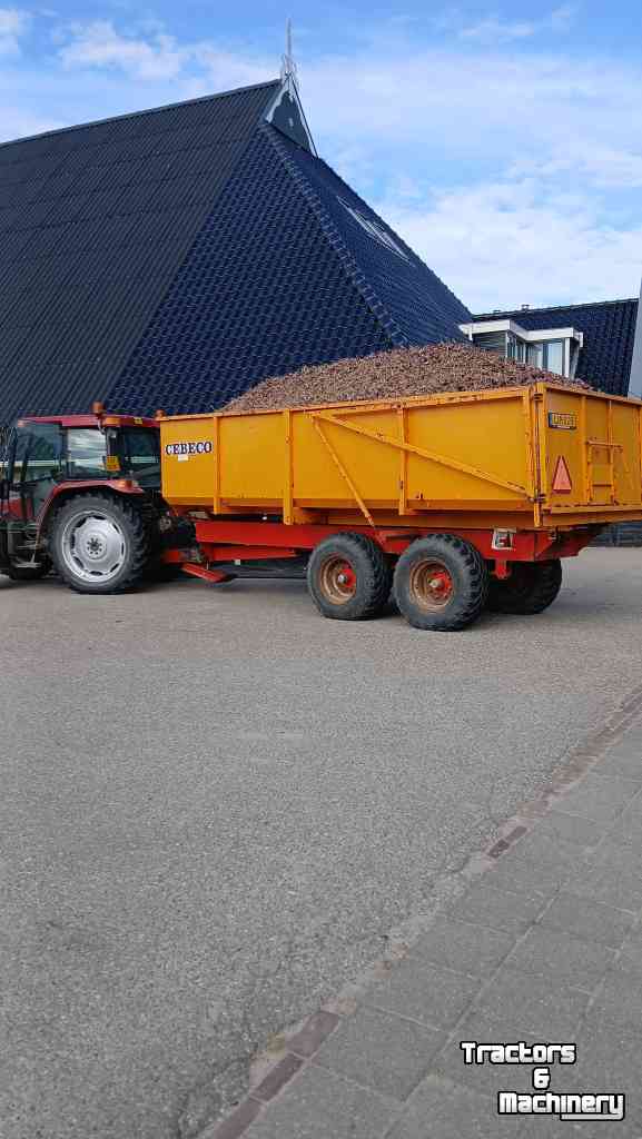 Kipper Cebeco 12 ton, met geveerd tandem
