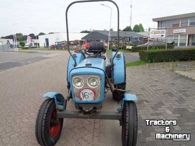 Schlepper / Traktoren Eicher 3055 plantage