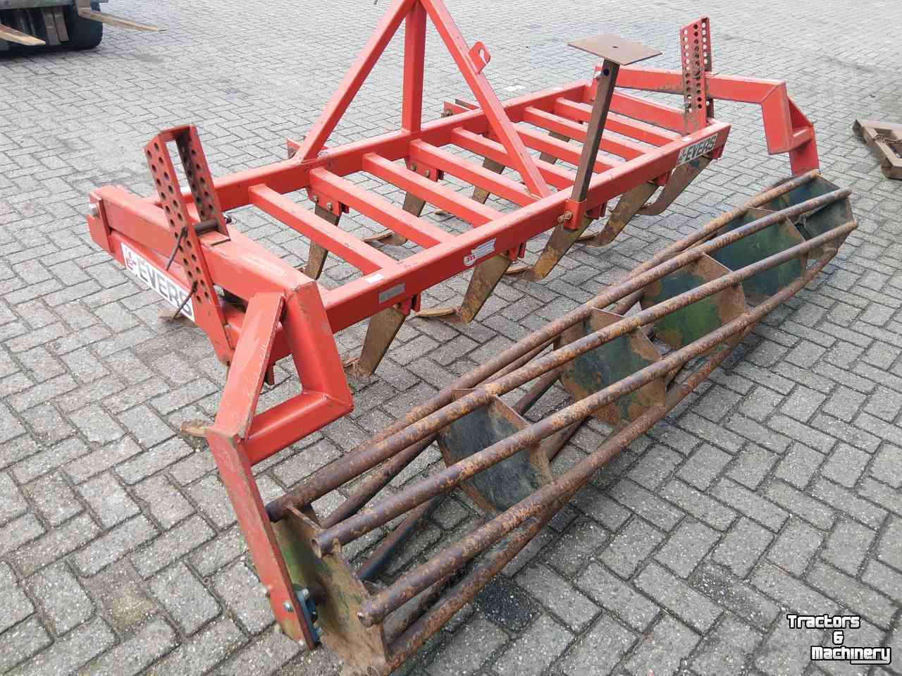Grubber Evers Cultivator met Rol 280 breed