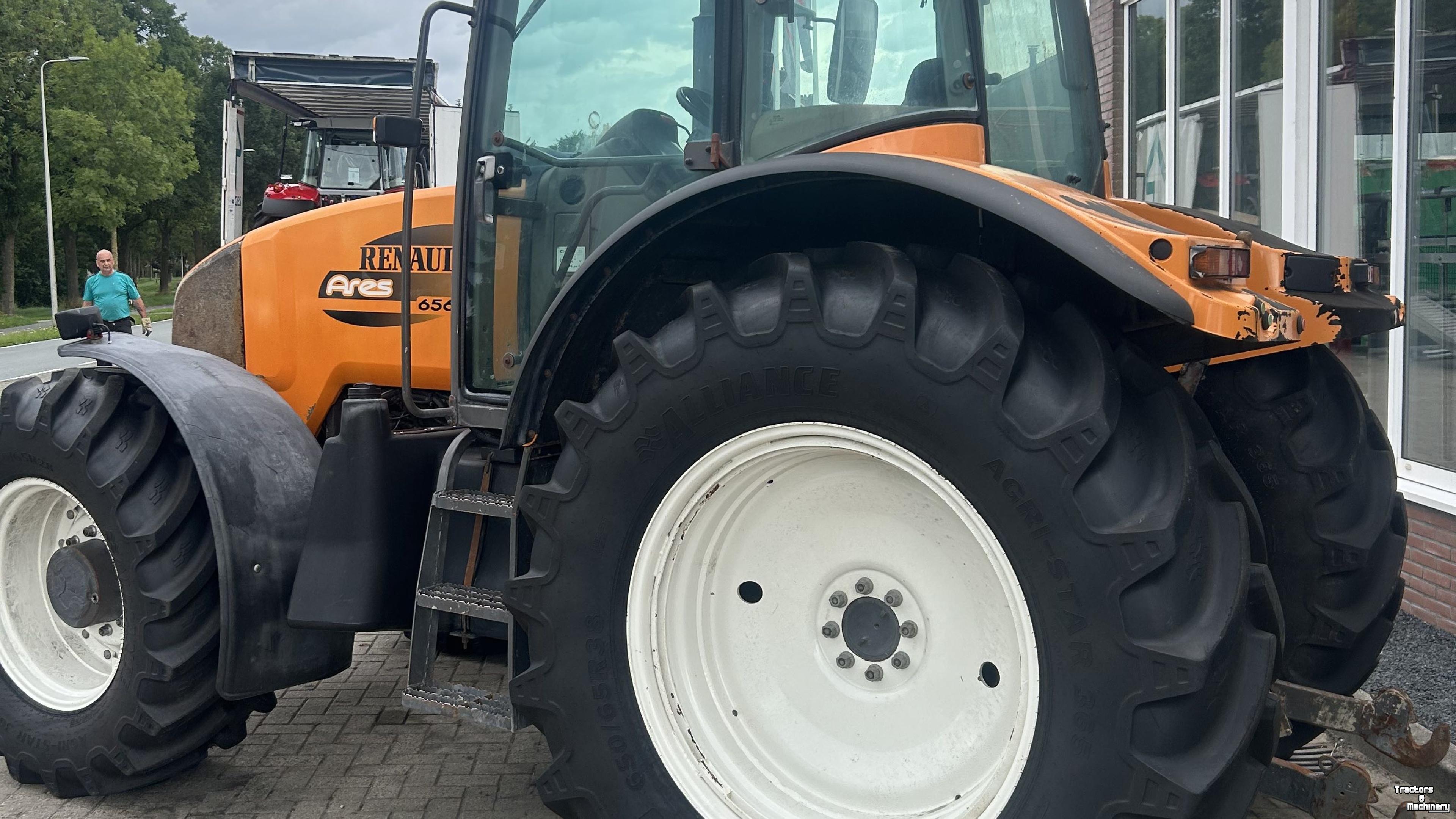 Schlepper / Traktor Renault Renault ARES 656RZ