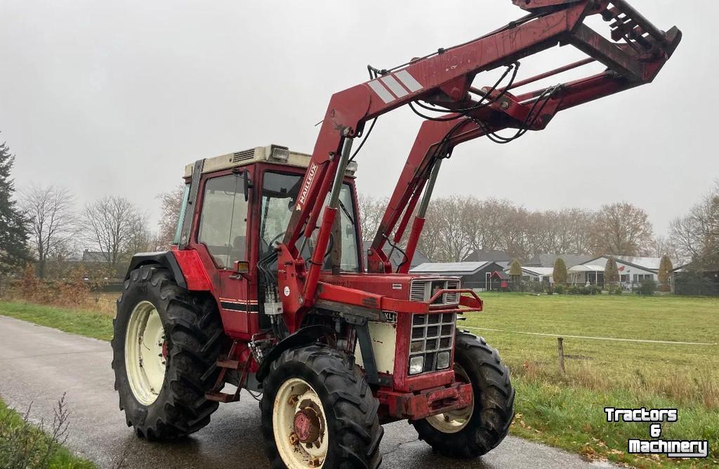 Schlepper / Traktor Case-IH IH 845 XL met voorlader MARGE