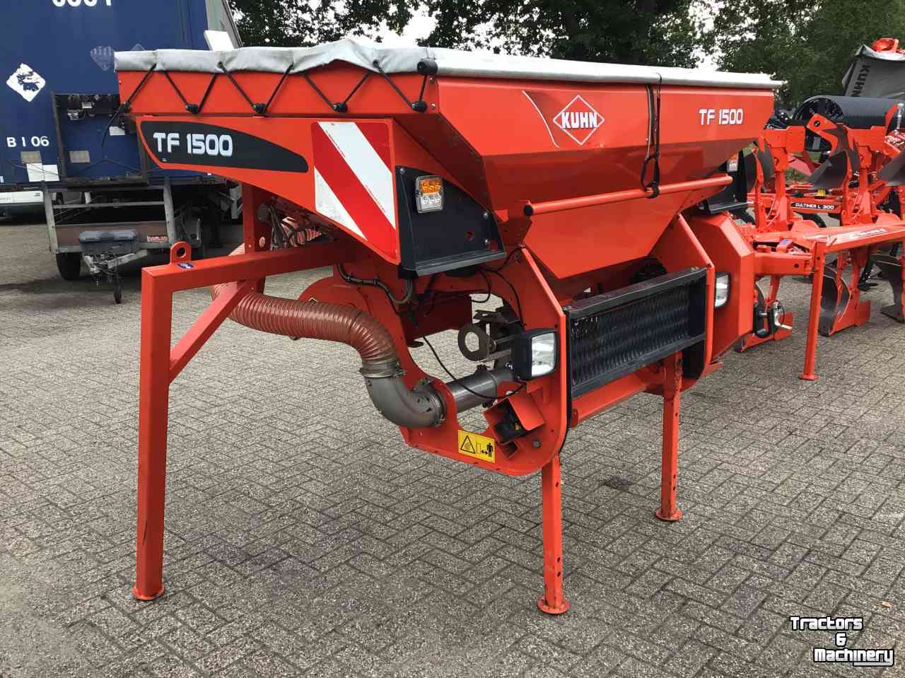Frontbehälter Sämaschine Kuhn TF 1500