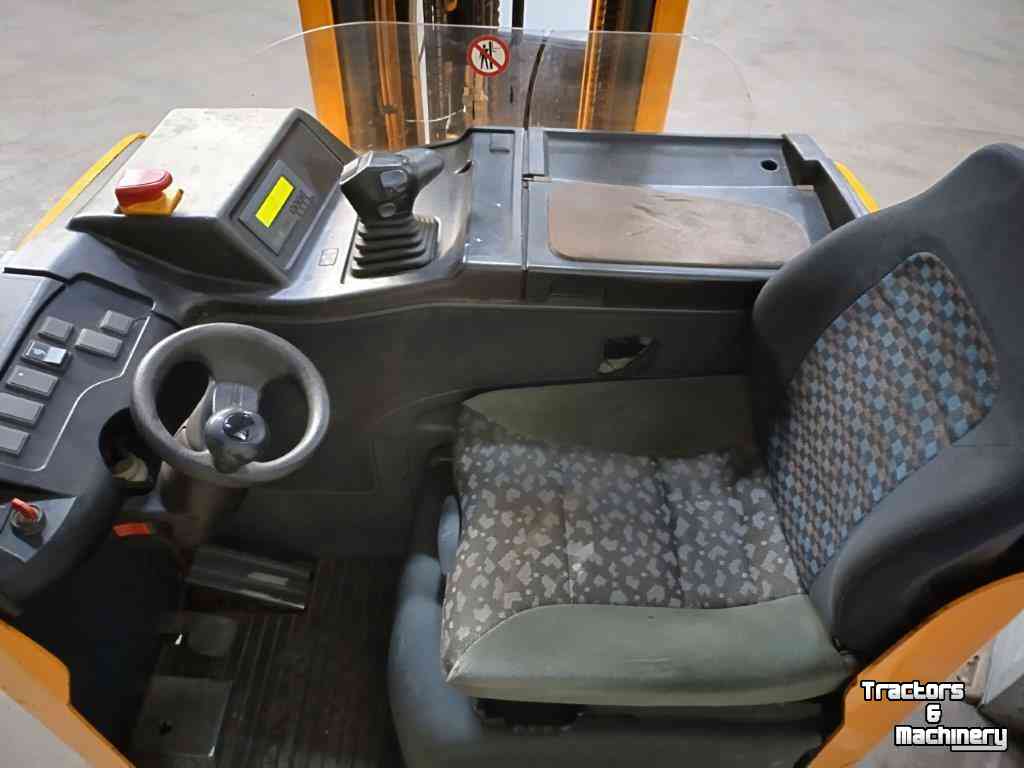 Schubmaststapler Jungheinrich reachtruck ETV14
