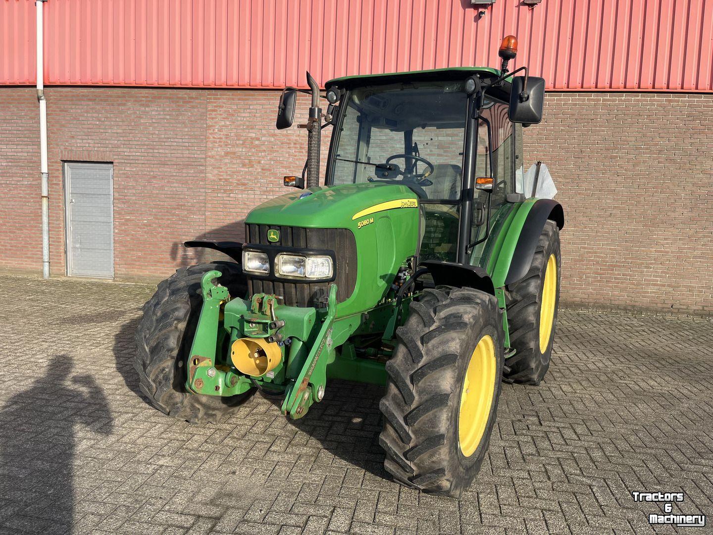 Schlepper / Traktor John Deere 5080M