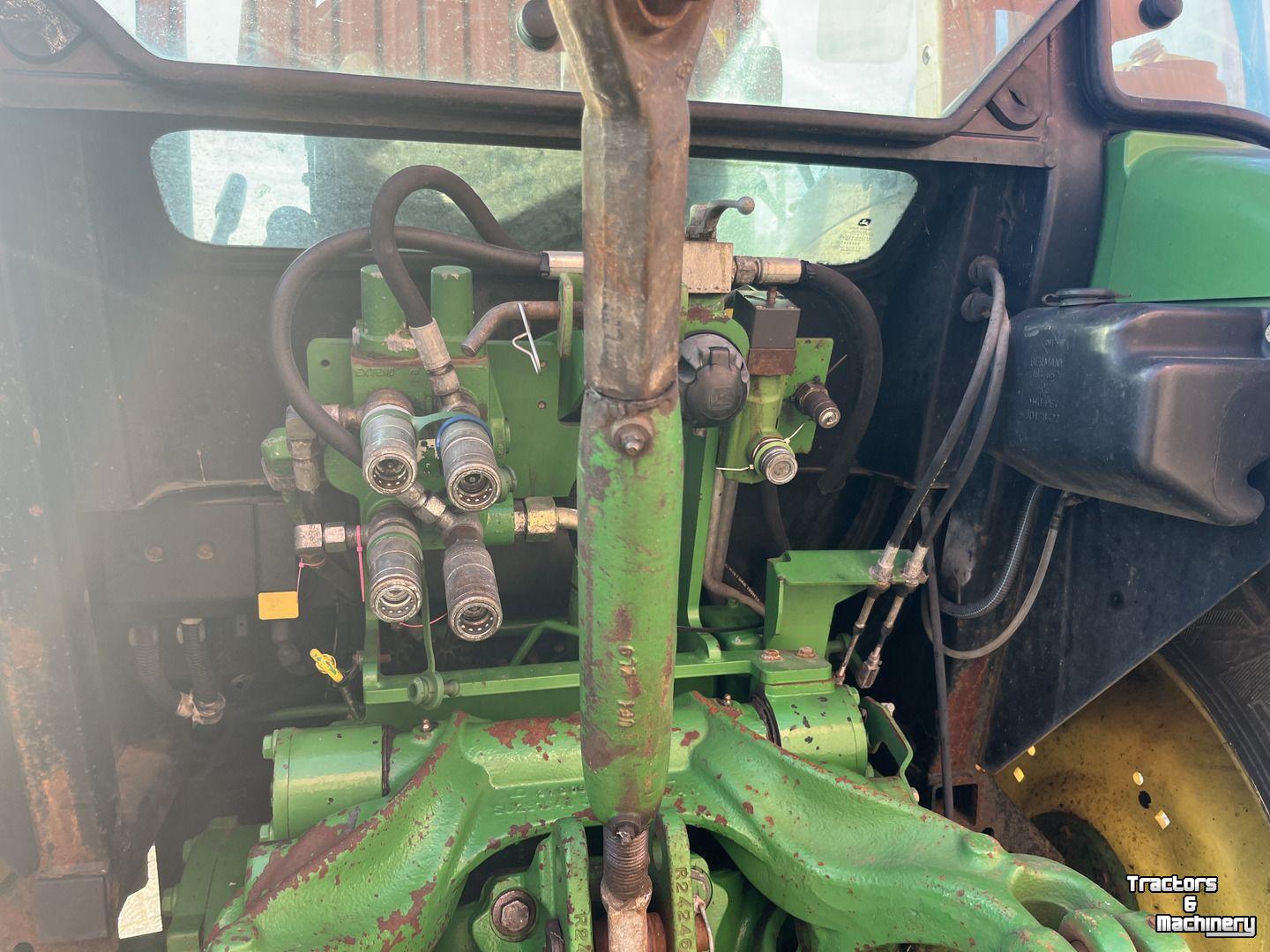 Schlepper / Traktor John Deere 5080M