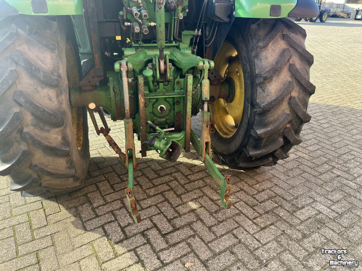 Schlepper / Traktor John Deere 5080M