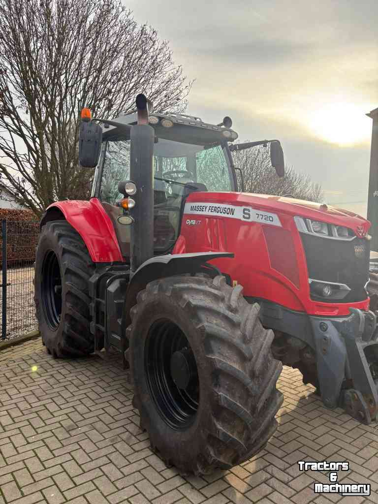 Schlepper / Traktor Massey Ferguson 7720 DVT
